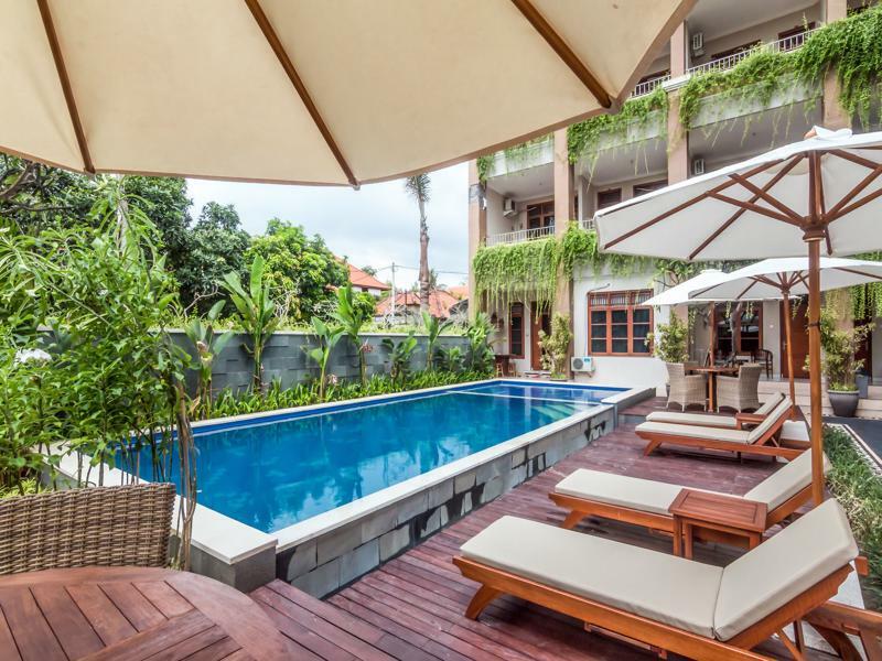 Zen Rooms Basic Kuta Kubu Anyar Bagian luar foto